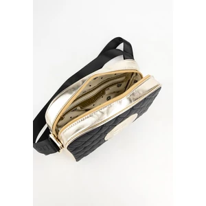 Kép 4/8 - Monnari táska